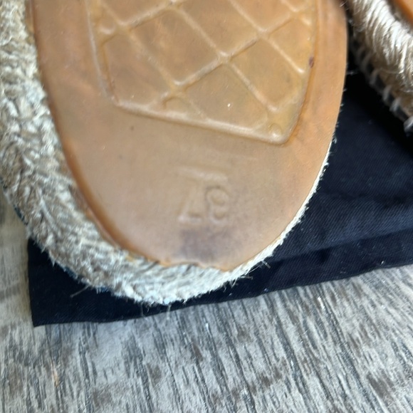 Chanel ESPADRILLES - Picture 9 of 10